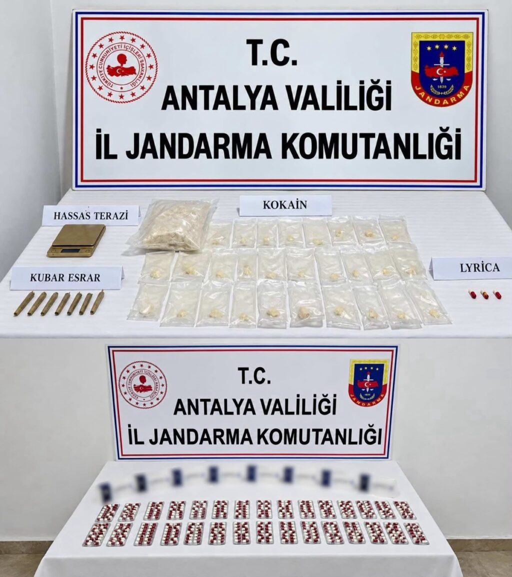 antalyada-jandarma-operasyonunda-3-kilo-kokain-ele-gecirildi-2-kisi-tutuklandi-MzfmDX4d